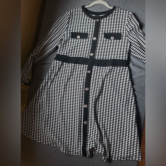 SHEIN Black and White A-Line Long Sleeve Dress Size XL - Picture 5 of 10